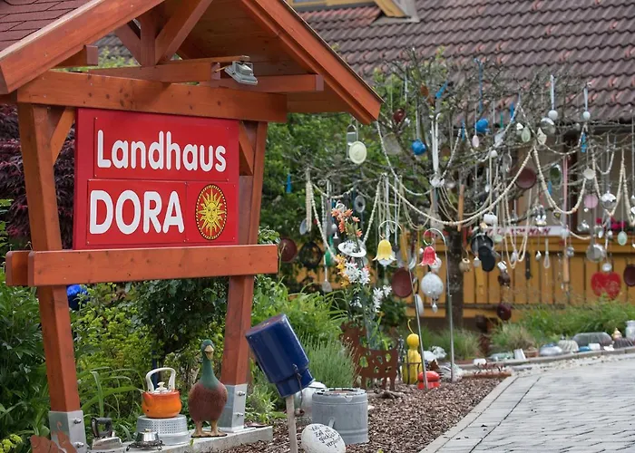Dora * בודנסדורף